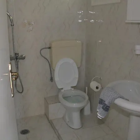 Apartament Theodora *